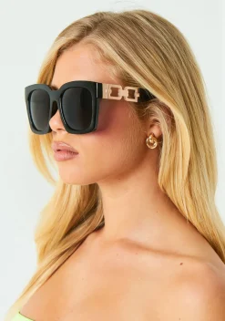Anna Oversized Sunglasses With Gold Chain Detail