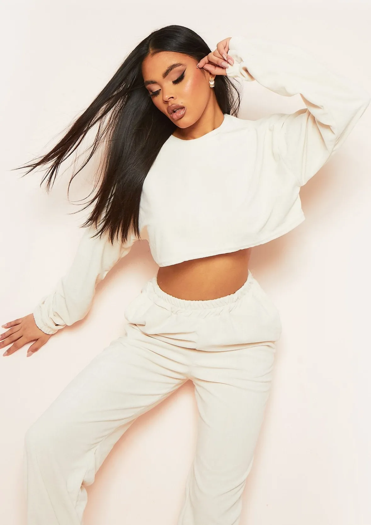 Ebba Cream Cropped Velour Sweater